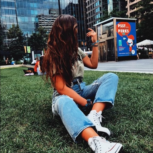 Meet your Posher, Zoe - Picture 5 of 5